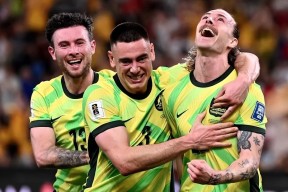 爱游戏体育官网 -赛地聚焦：意大利杯赛后热度飙升，曼城豪取连胜，压力陡增，团队化学反应显著 