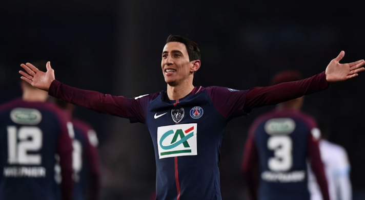 包含洛杉矶湖人内部会议纪要流出：集结日官宣签约；法国杯使命明确；身体对抗强度拉满的词条